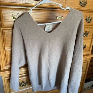 Women's V-Neck Sweater in Beige
